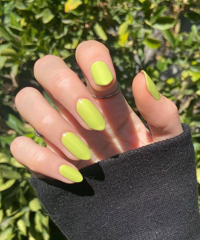 Make a Bold Statement with Slime-Green Nail Ideas