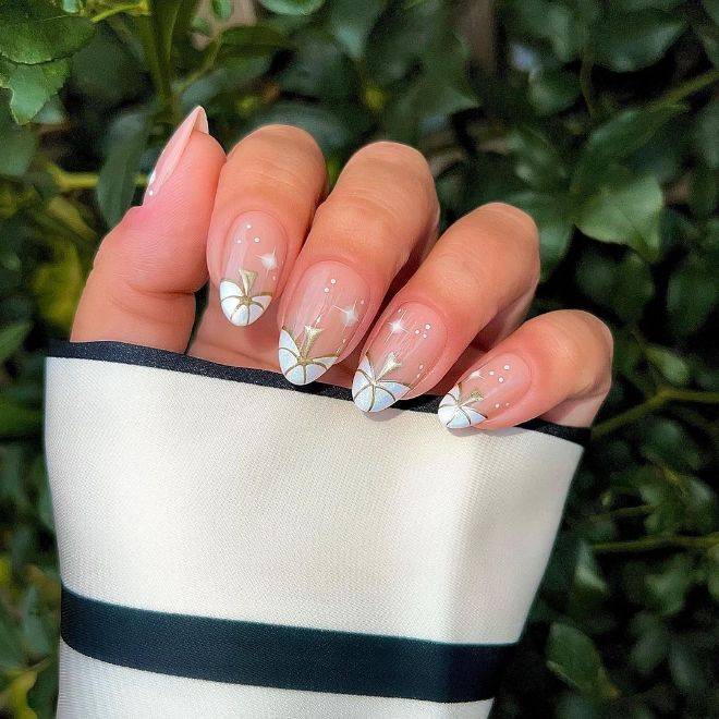 7 Reasons Why Pumpkin Nails Are The “Oh So Classy” Nail Trend Of The Season