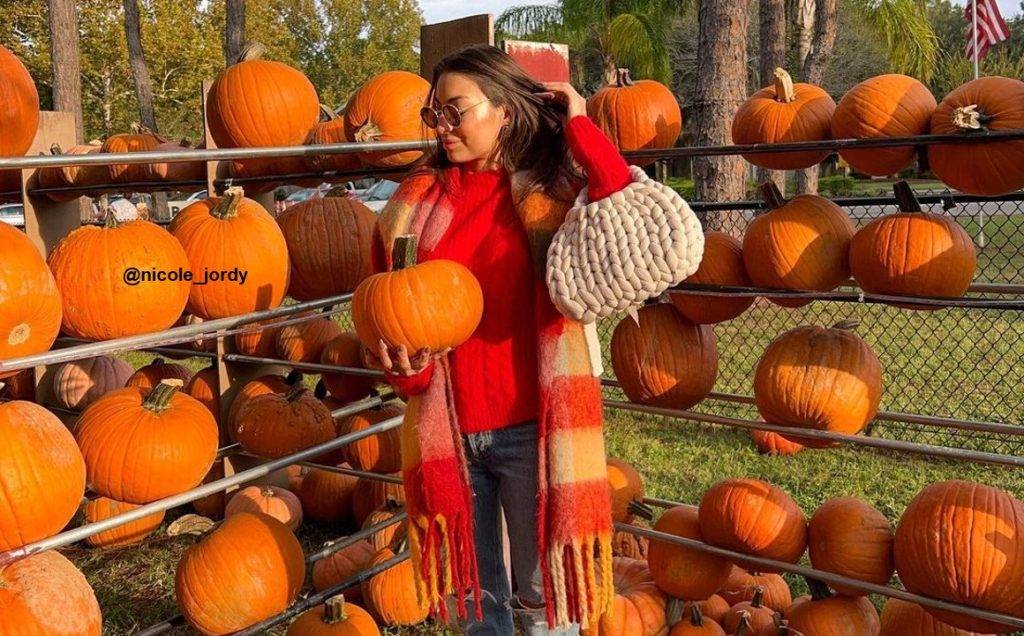 TikTok Is Obsessed With Pumpkin Spice-Inspired Outfits