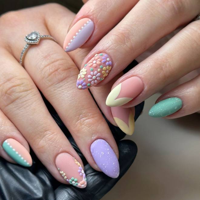 Pastel Nails Are Praised By Celebrities For Spring