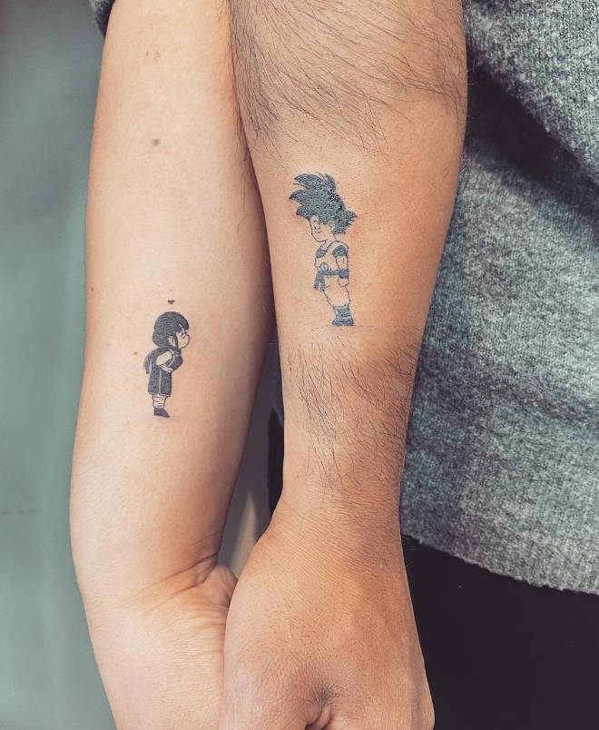Steal All The Attention With These Minimal Couple Tattoos